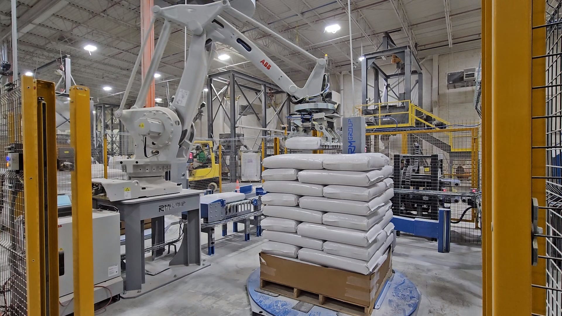 Automated Pallet System | Robot Palletising System